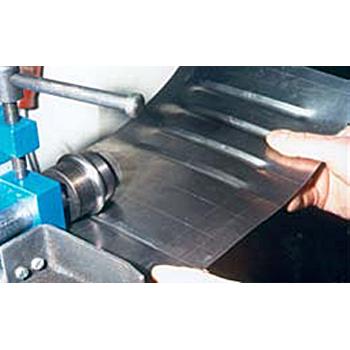 Signovací / obrubovací stroj SM 110 SAN (2)