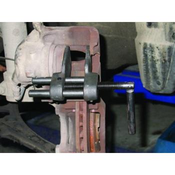 Přípravek na zatlačení pístku třmenu kotoučové brzdy VT01104B (2)